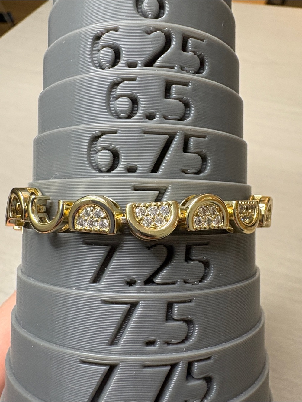 Gold Crystal Crescent Link Bracelet - Elegant Women’s Jewelry‎